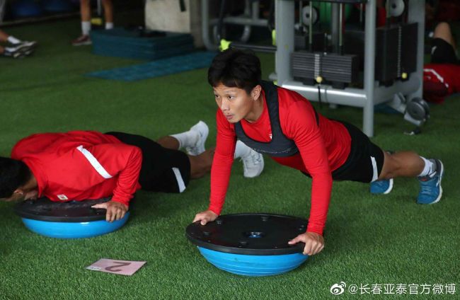 亚洲视频精品在线观看