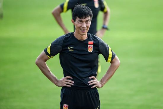 亚洲免费啪啪